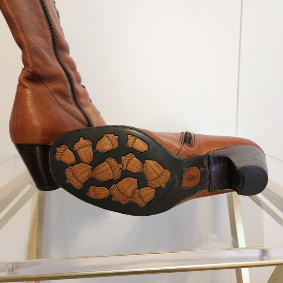 Brown Born Congac Leather Lace-Up Boots - Picture 9 of 11